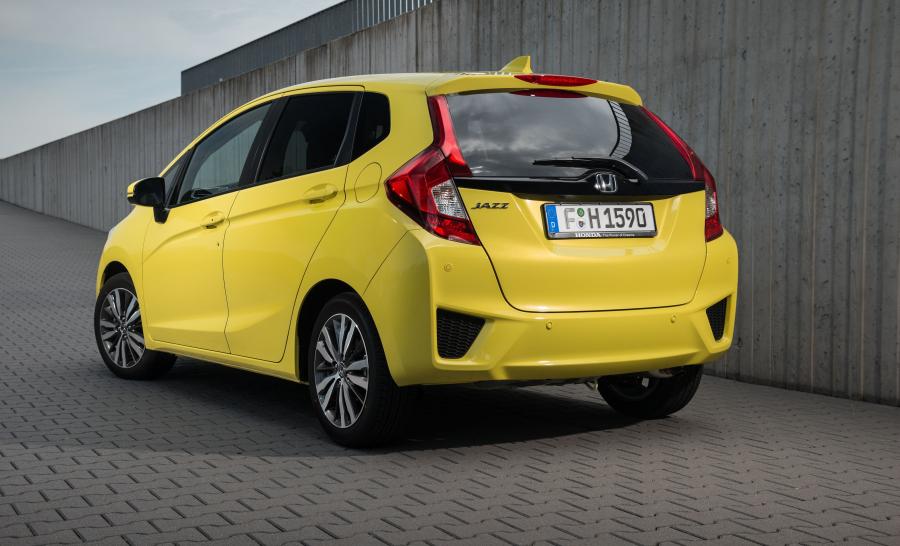  Honda Jazz 2015 года  (фото 23 из 34)